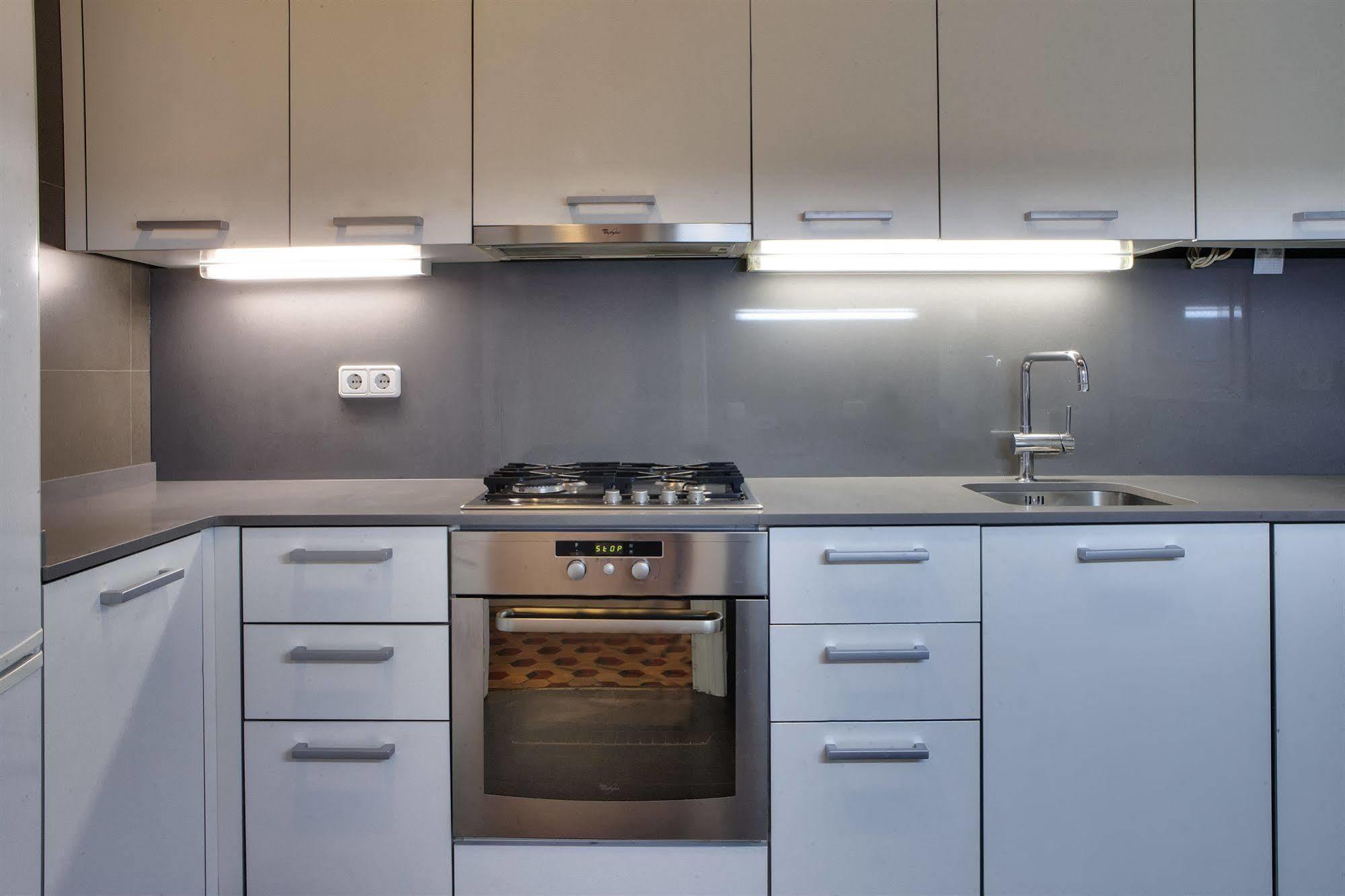 Barcelona Apartment Val Екстер'єр фото